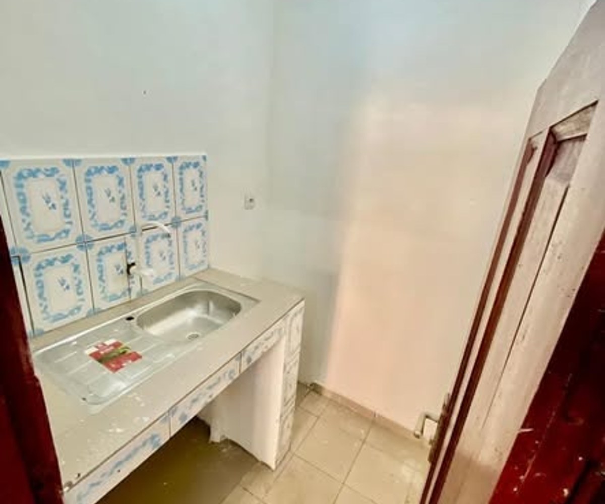 Studio moderne à Mendong - 40 000 FCFA