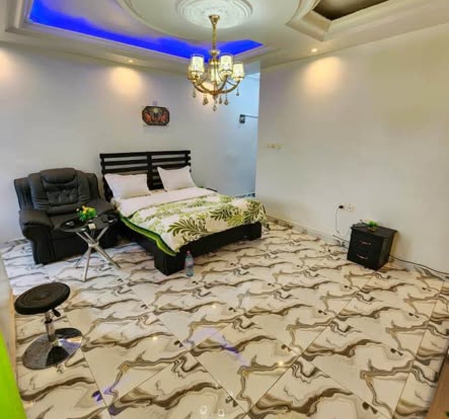 Chambre meublée à Odza - Borne 10