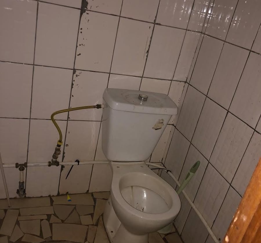 Studio moderne à Nkolfoulou - 45 000 FCFA/mois