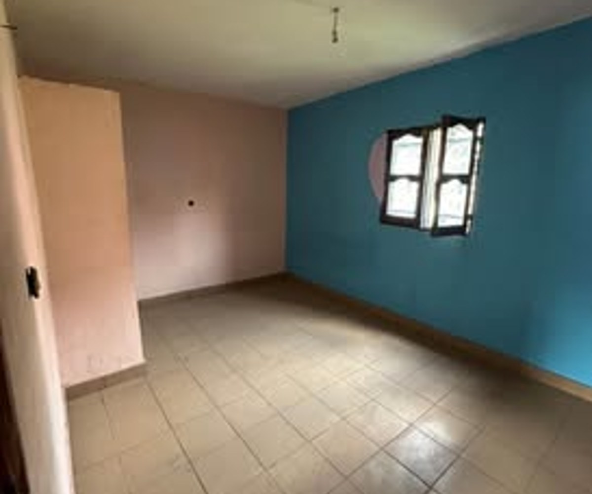 Vaste appartement moderne à louer - PK 14, Douala