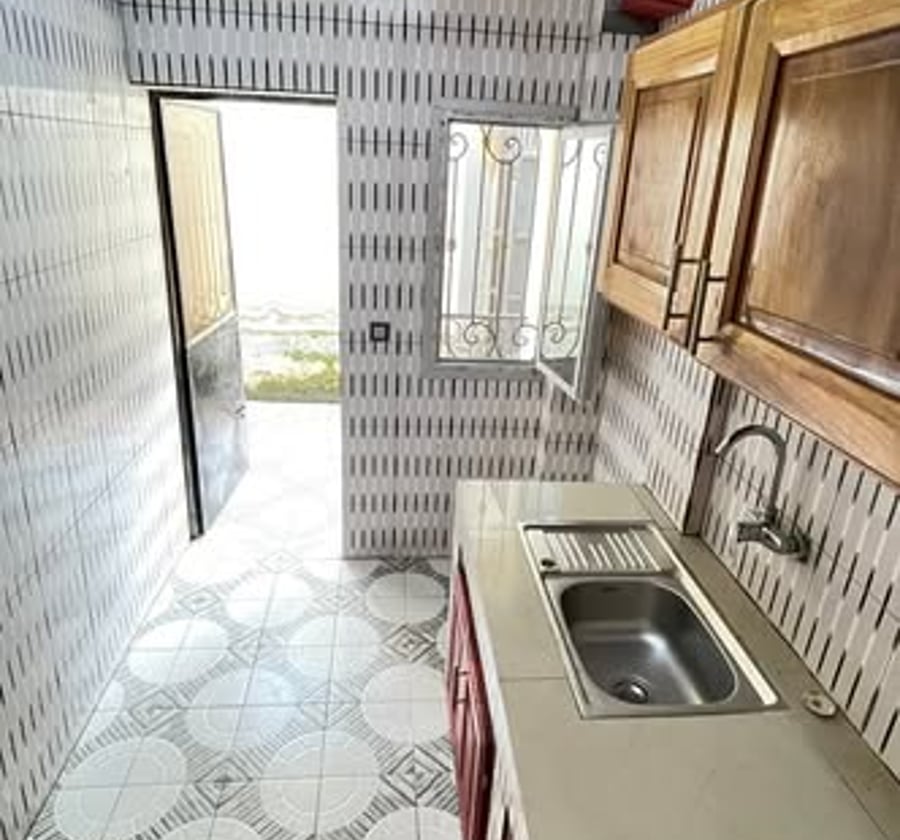 Bel appartement moderne 2 chambres à Nkoabang