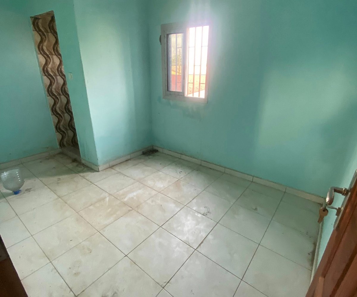 Studio moderne à louer à PK 14, Douala
