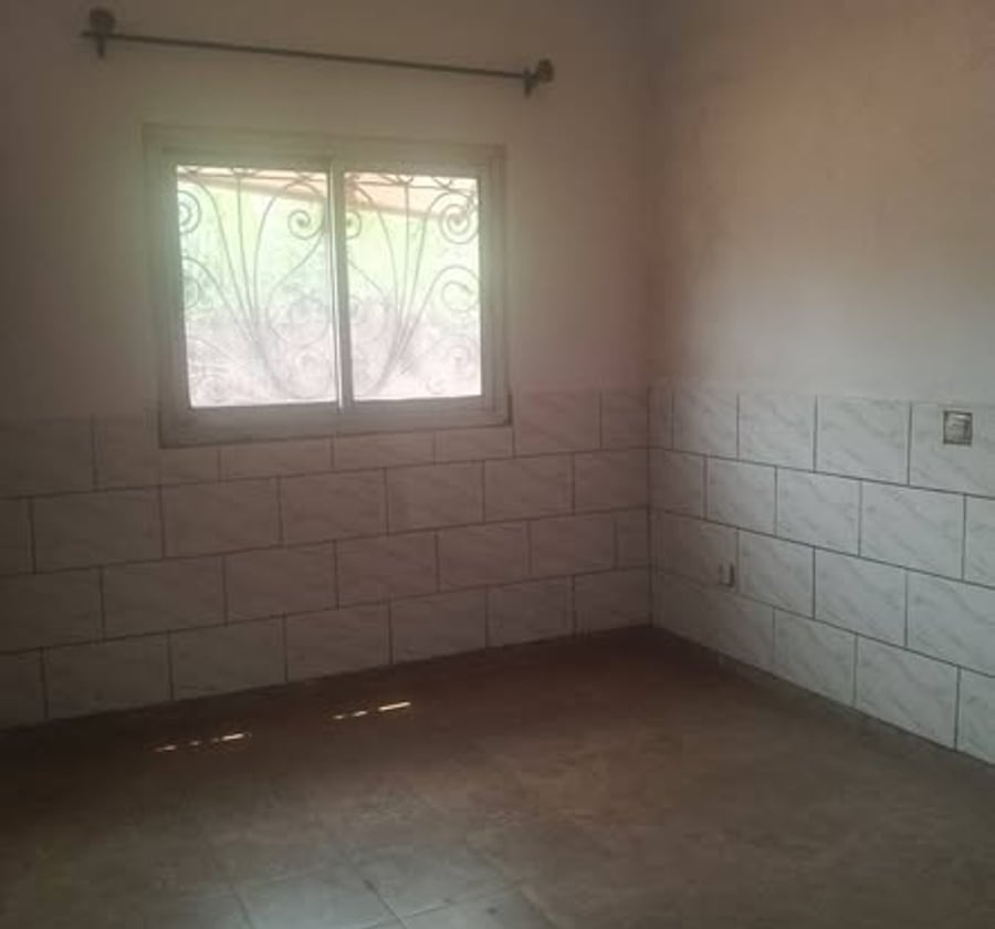Studio moderne à Essomba - Yaoundé