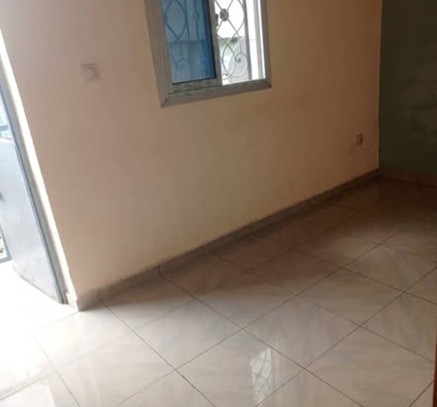 Studio moderne à louer - Ndogpassi II, Douala