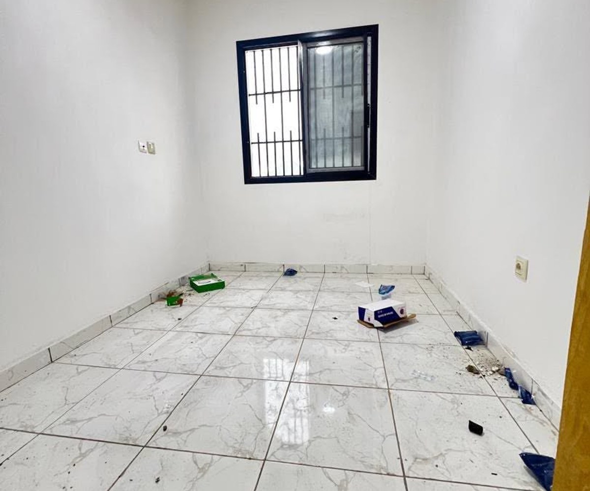 Studio à louer à Logpom - 80 000 XAF/mois