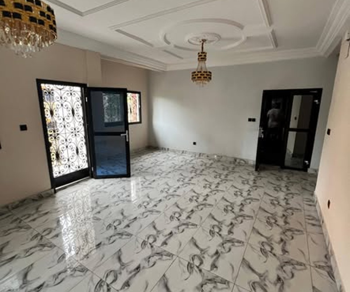 Appartement 3 chambres à louer – Odza, Yaoundé