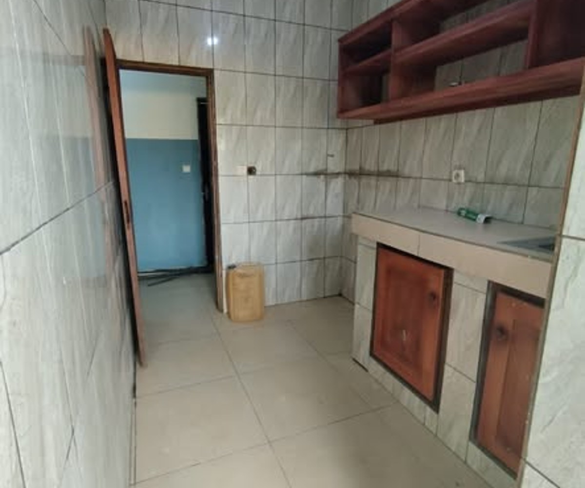 Maison individuelle 3 chambres à Nkozoa