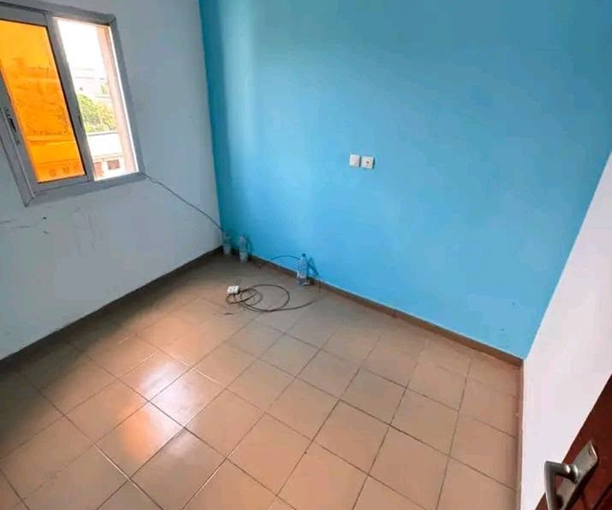 Appartement moderne à PK 8