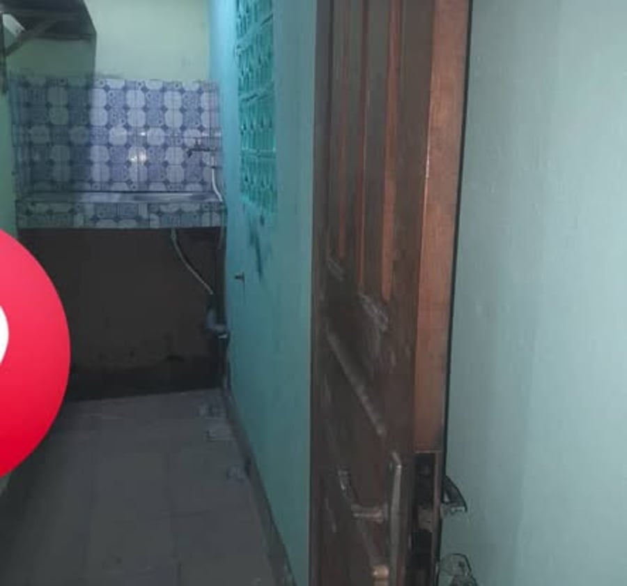 Studio à louer à Deido