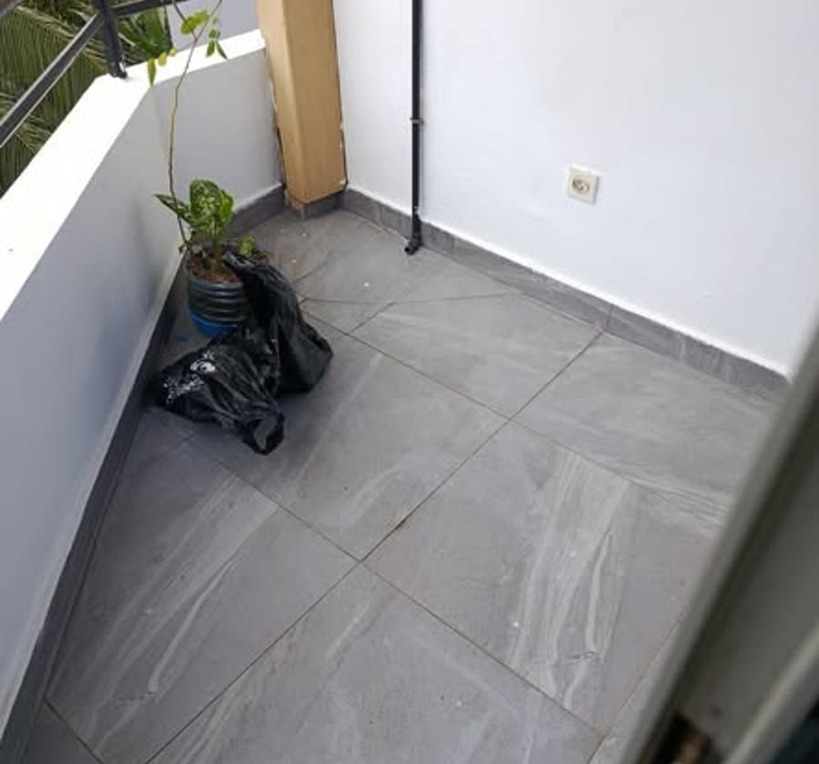 Studio moderne haut standing à louer Makepe BM