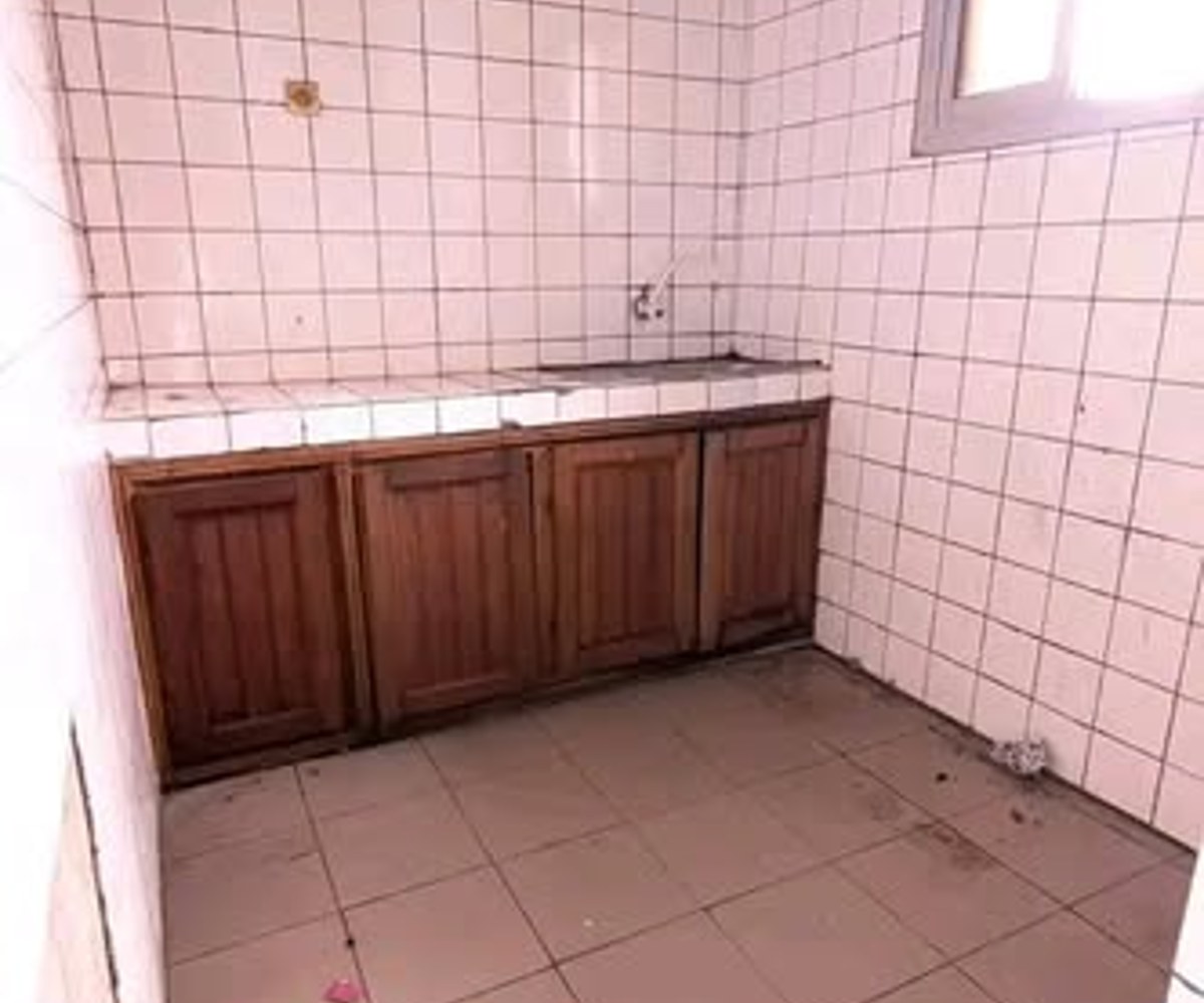 Chambre moderne à louer – Makepe Missoké, Douala