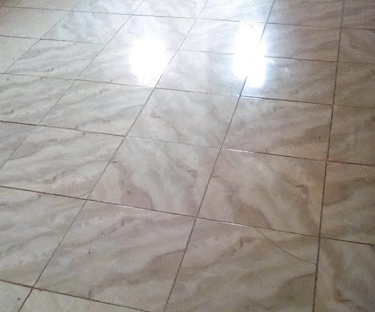 Chambre moderne à Ndogbon, Douala