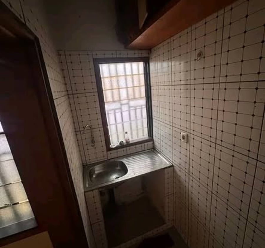 Studio moderne à louer à Ngousso