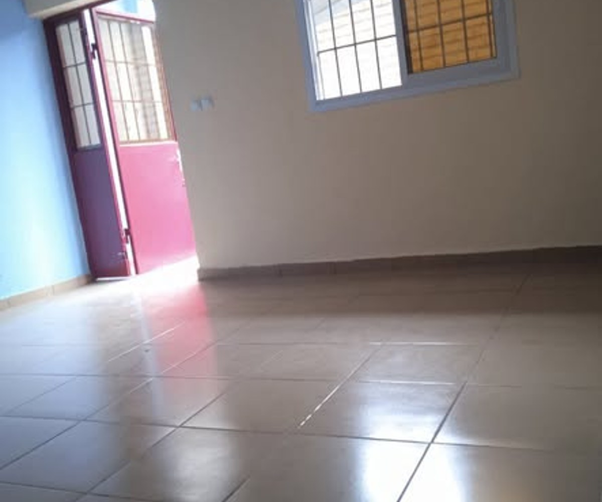 Appartement moderne 2 chambres à Logbaba