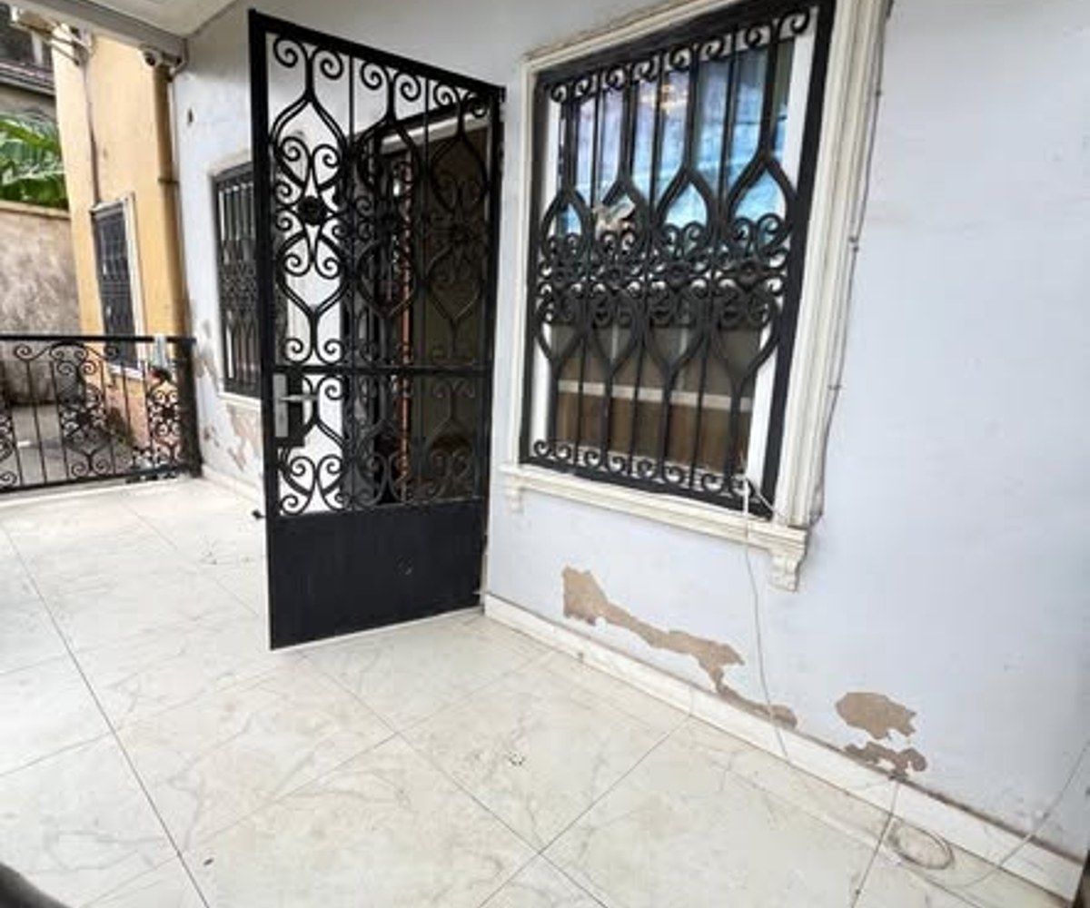 Appartement moderne 3 chambres à Logbessou