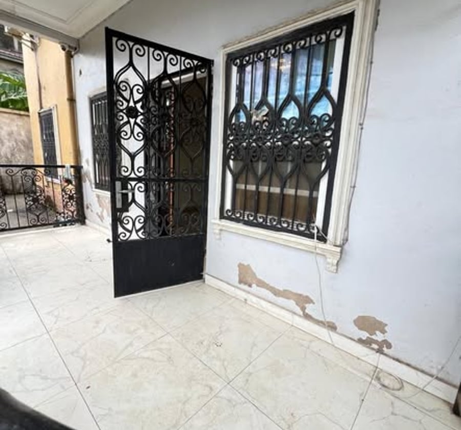 Appartement moderne 3 chambres à Logbessou