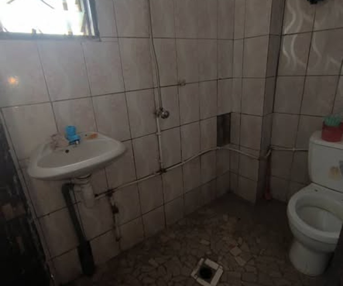 Studio moderne à louer à Ndogbong Bifaga