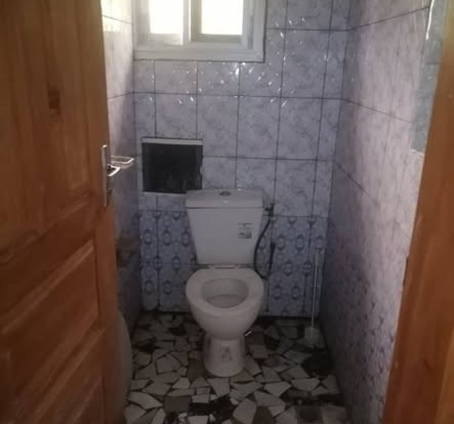 Studio moderne à louer – Fabrique Ngoussou, Yaoundé