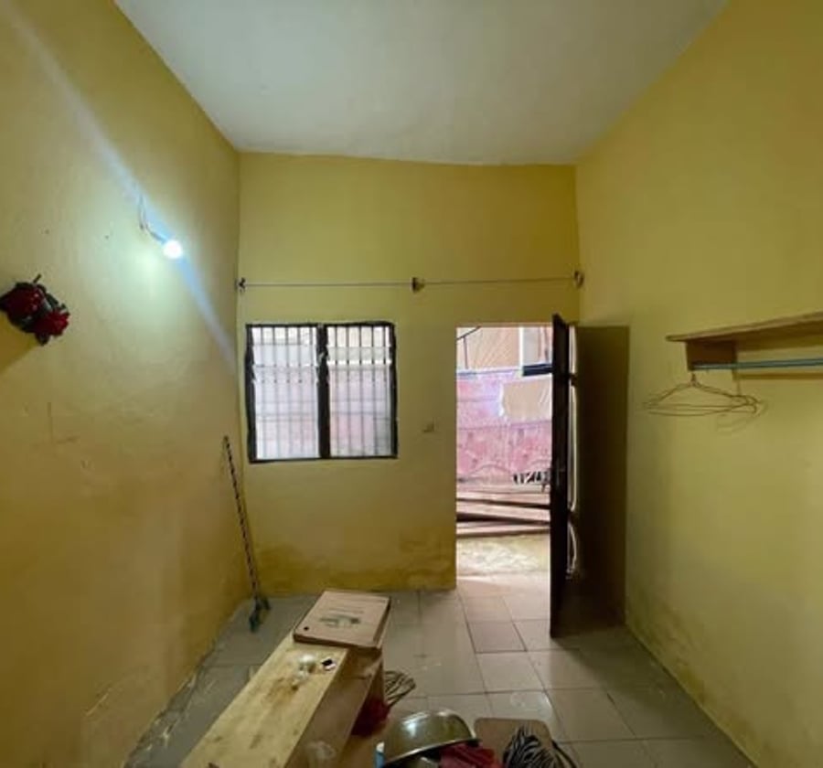 Chambre moderne à louer - École de Police, Yaoundé