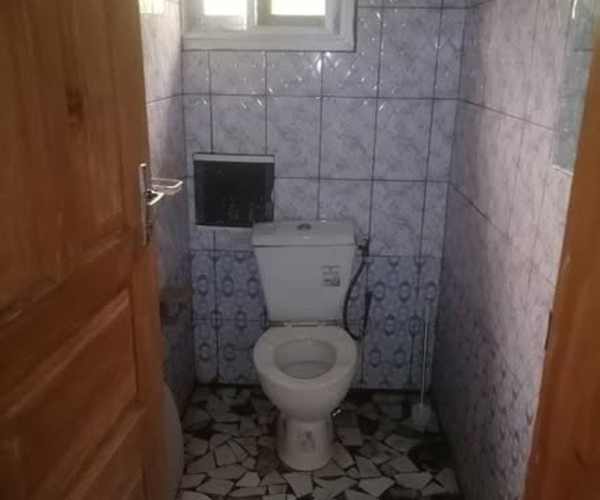 Studio moderne à louer – Fabrique Ngoussou, Yaoundé