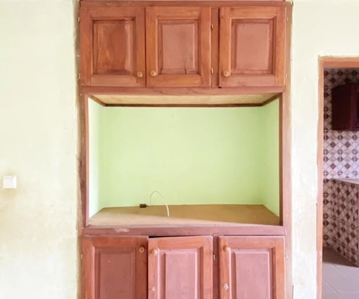 Studio à louer à Etoug-Ebe