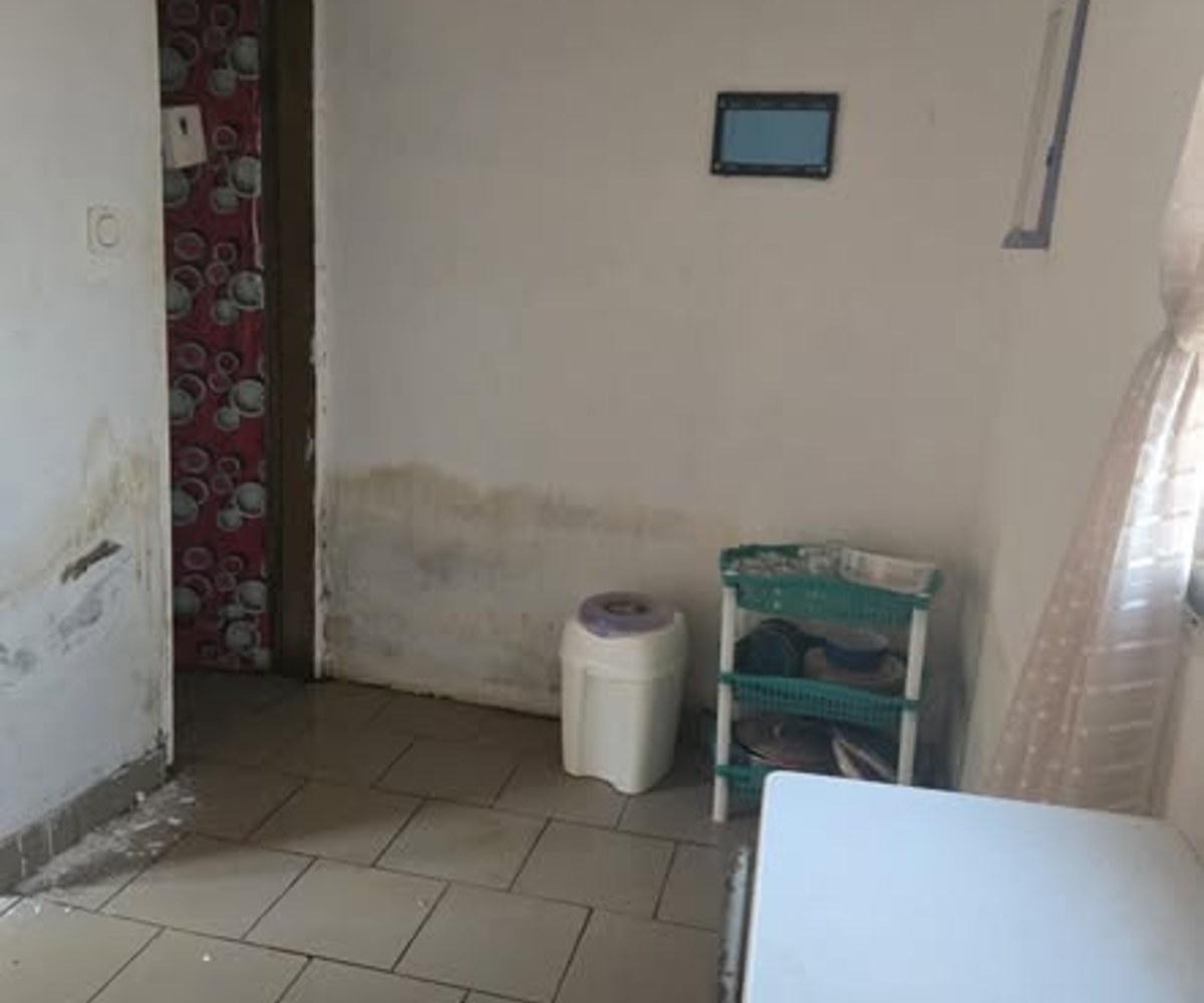 Chambre moderne à Ngousso
