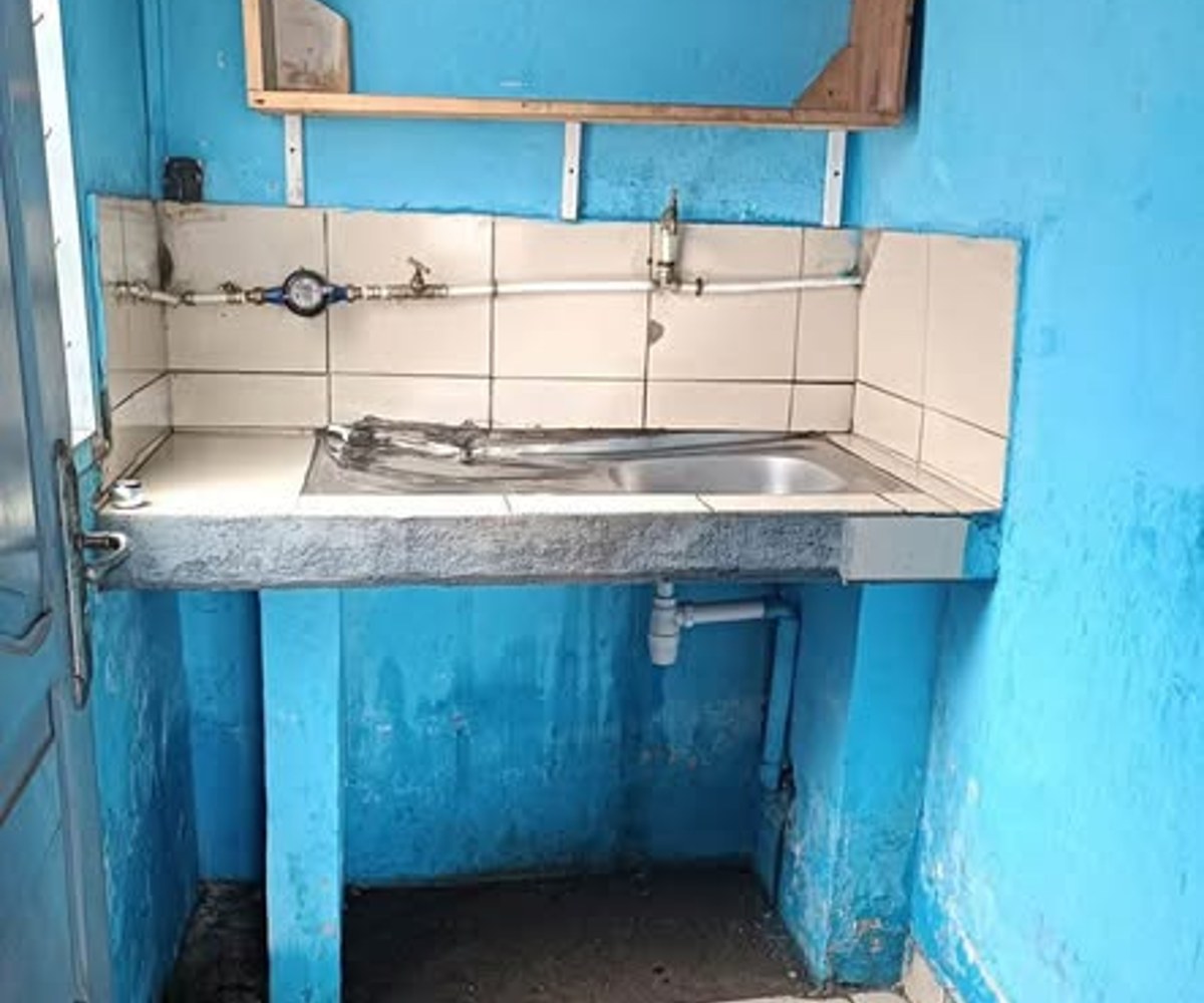 Studio moderne à louer à Biyem-Assi