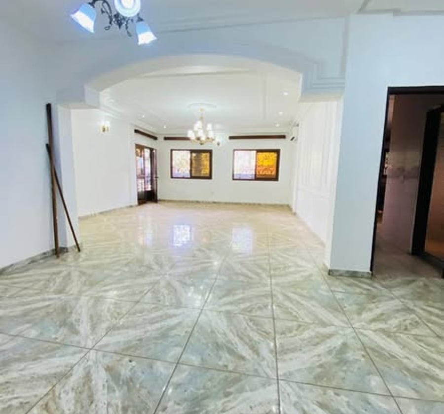 Appartement moderne à louer – Omnisports, Yaoundé