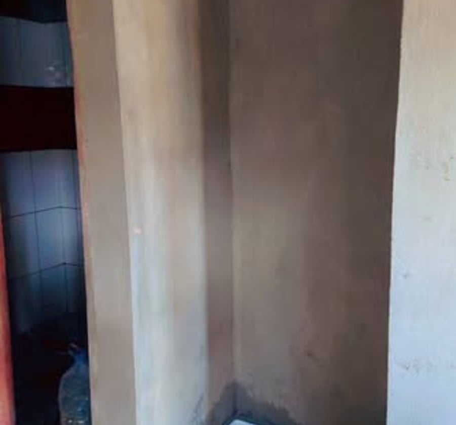 Chambre moderne à louer à Odza Petit Marché
