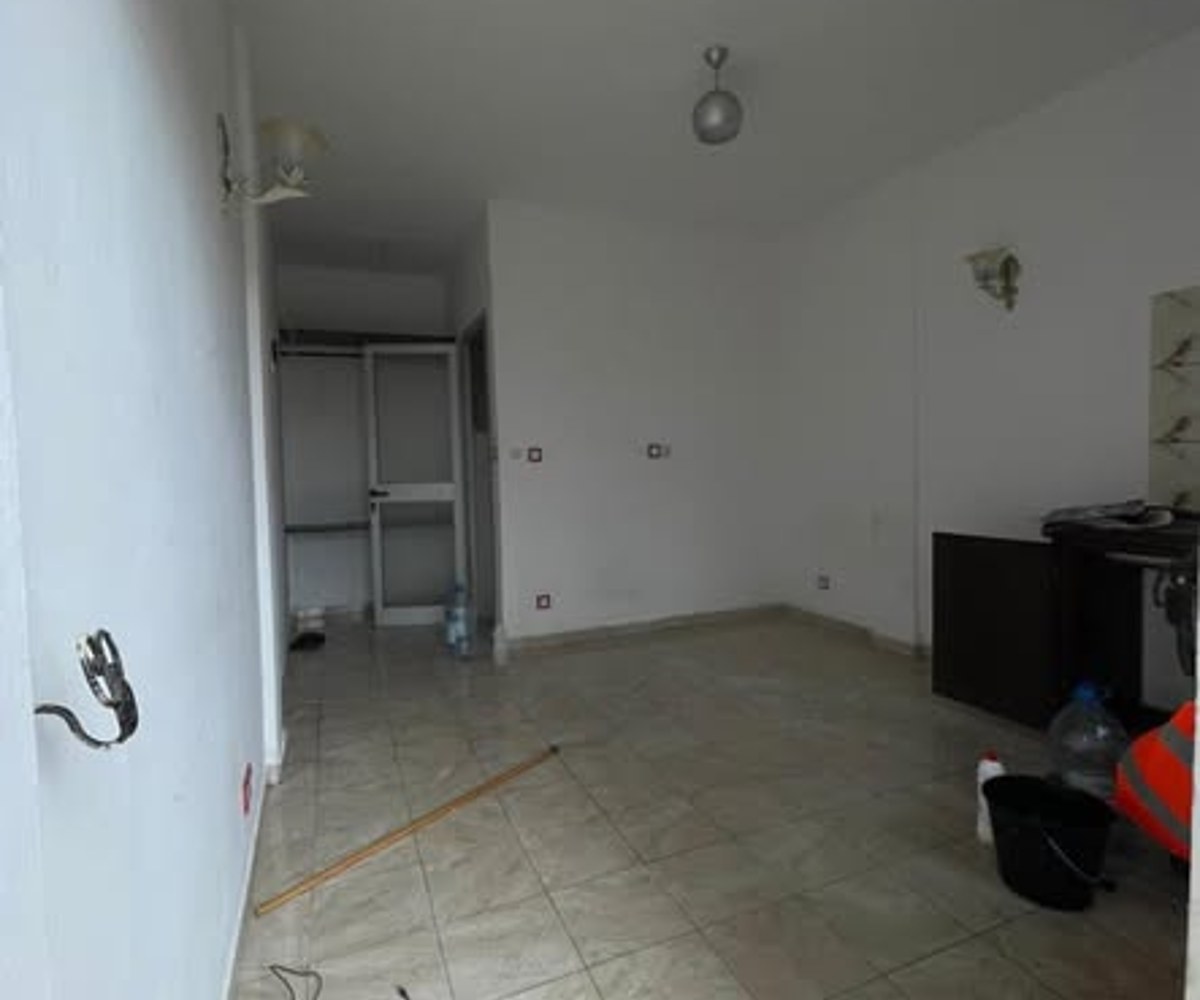 Chambre moderne climatisé à louer à Logbessou