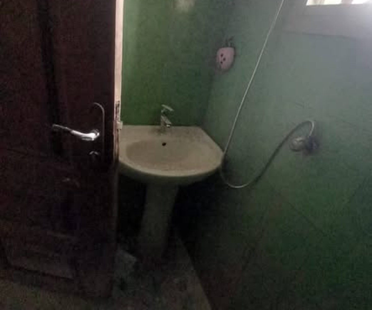 Studio disponible à Ndogbong, Douala - 60 000 XAF/mois