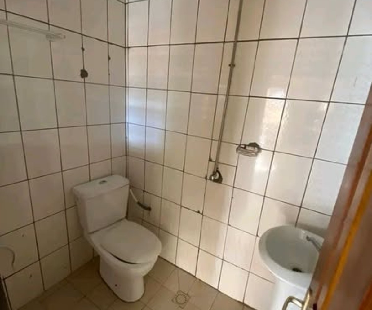 Studio à louer Ngousso - 50 000 FCFA/mois