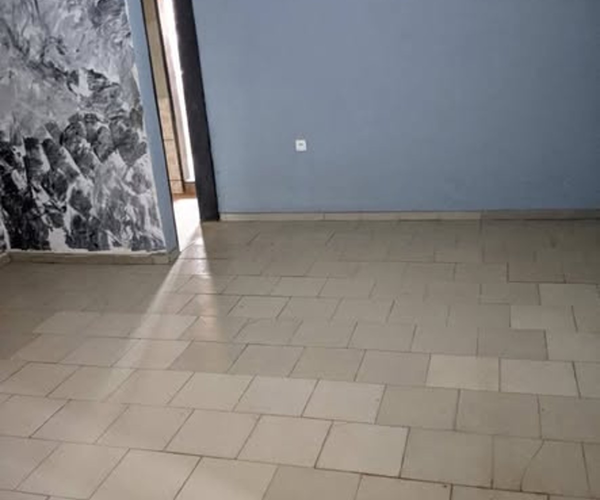 Appartement moderne à louer à Nkomo Carrefour Sarah