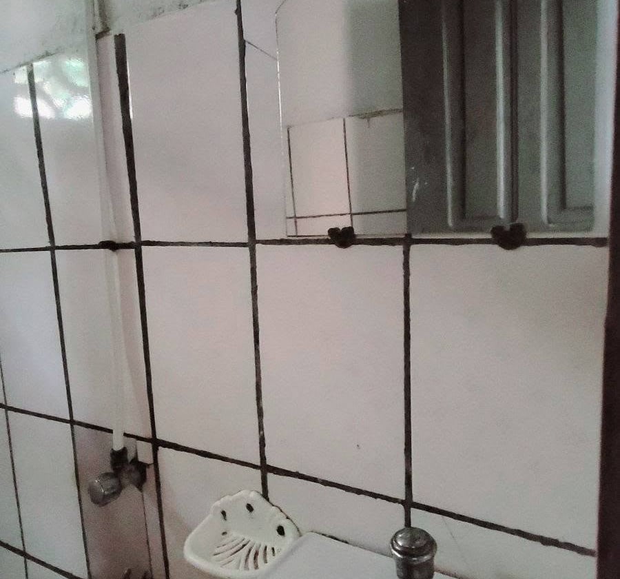 Chambre moderne à louer à Etoug-Ebe