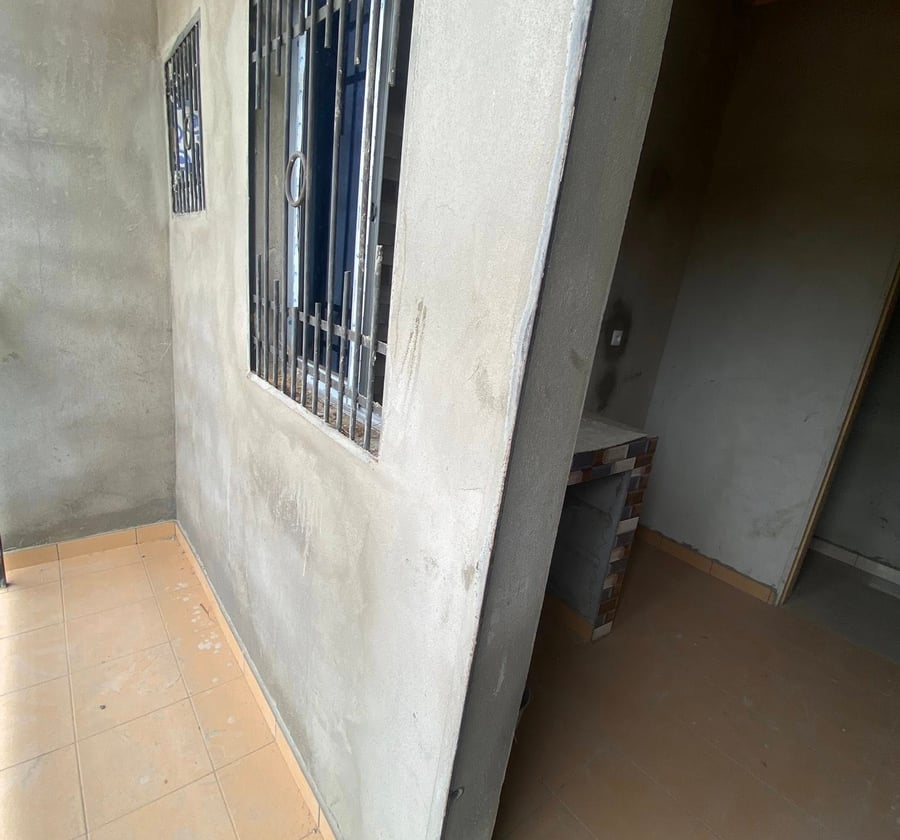 Appartement moderne à louer à PK 14