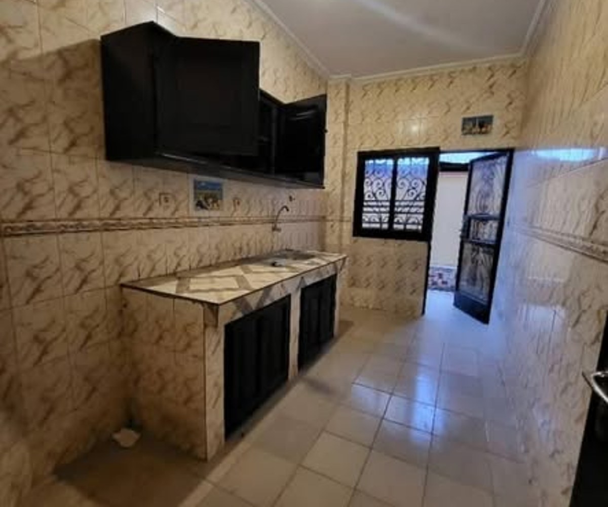 Appartement à Efoulan - 2 chambres