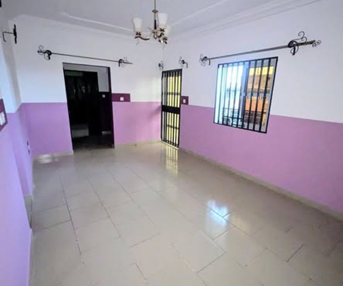 Magnifique studio à louer à Fourgerol, Yaoundé