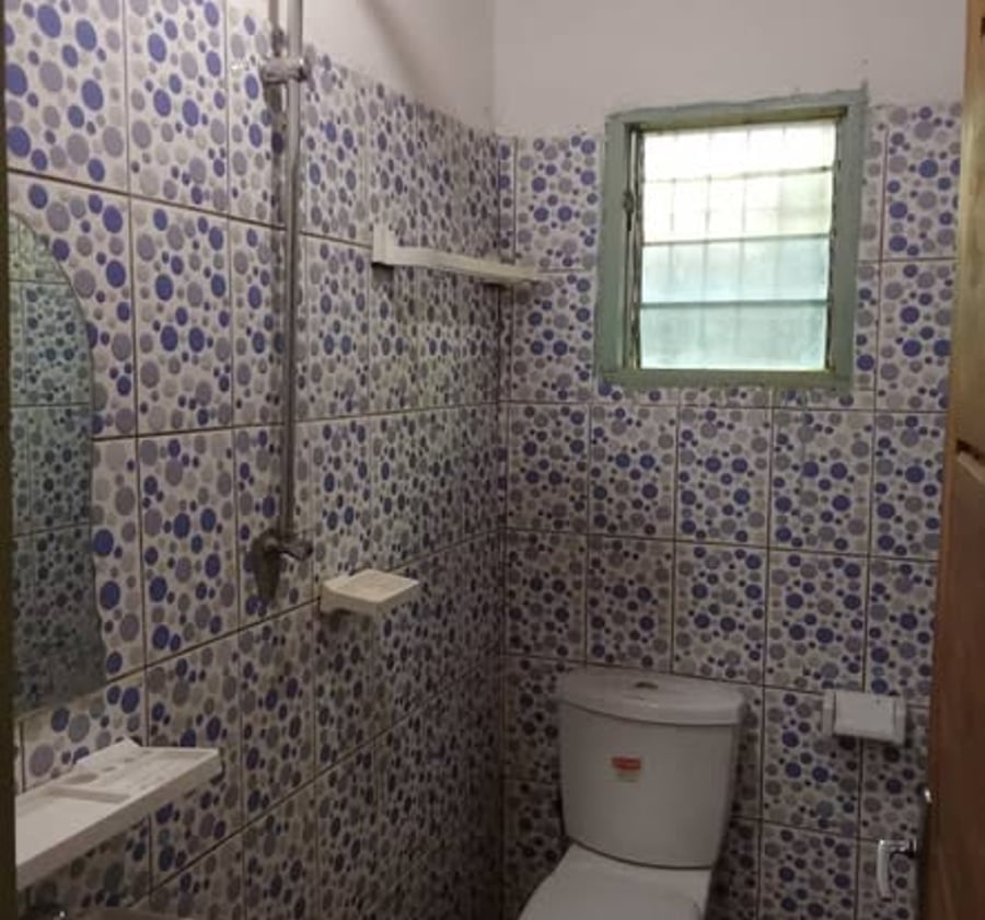 Studio à Damas, Yaoundé