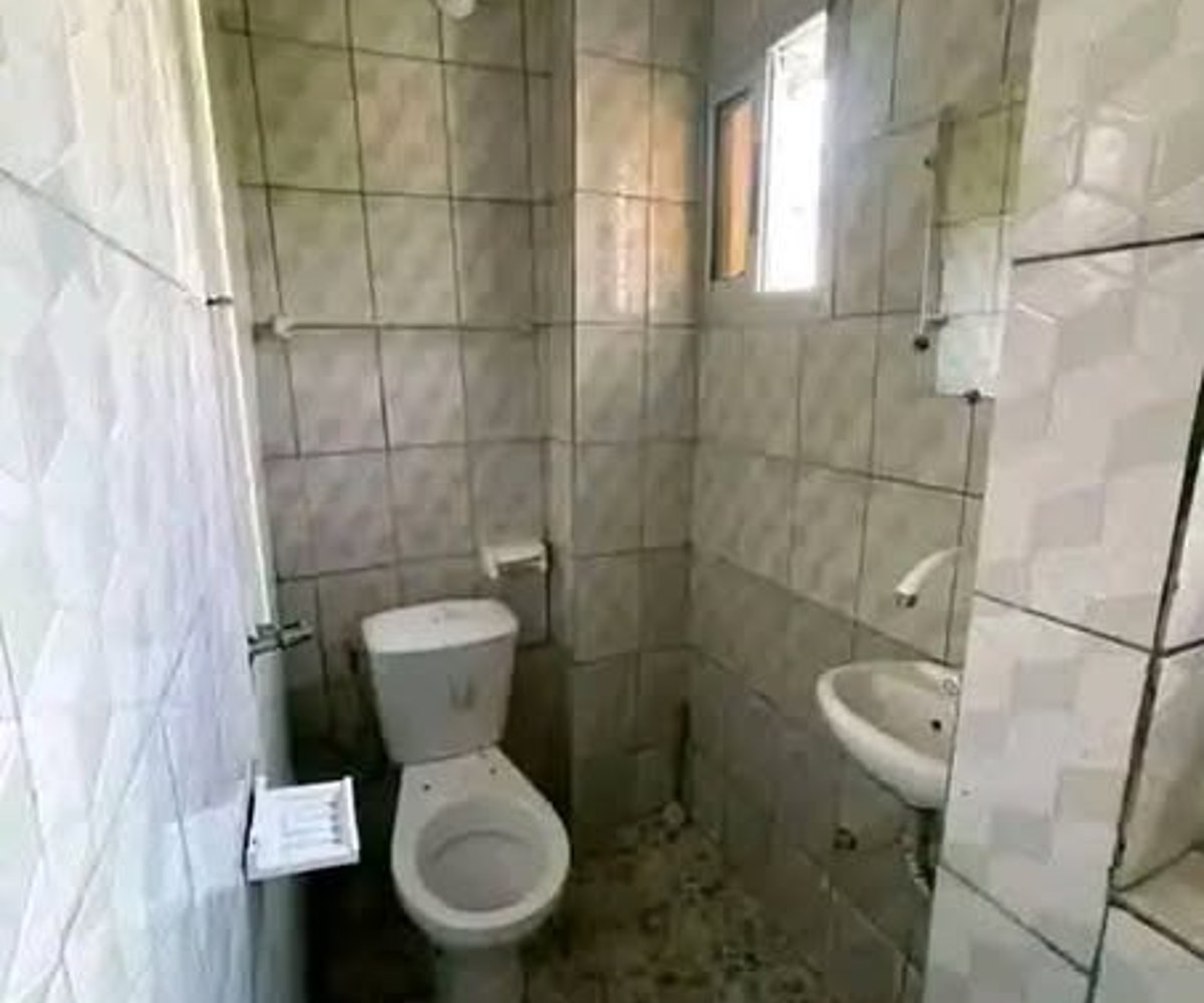 Chambre moderne avec cuisine à Ndogbong