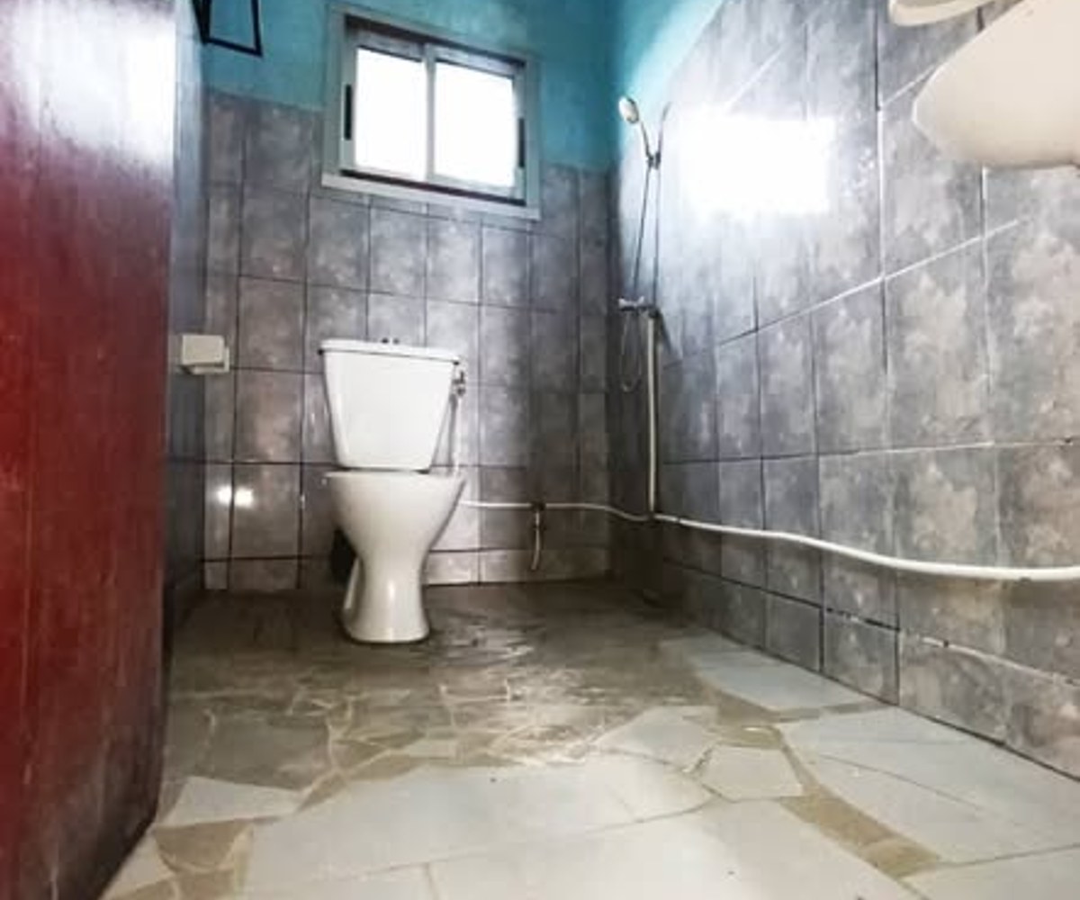 Studio moderne à Nyalla Nkolbong