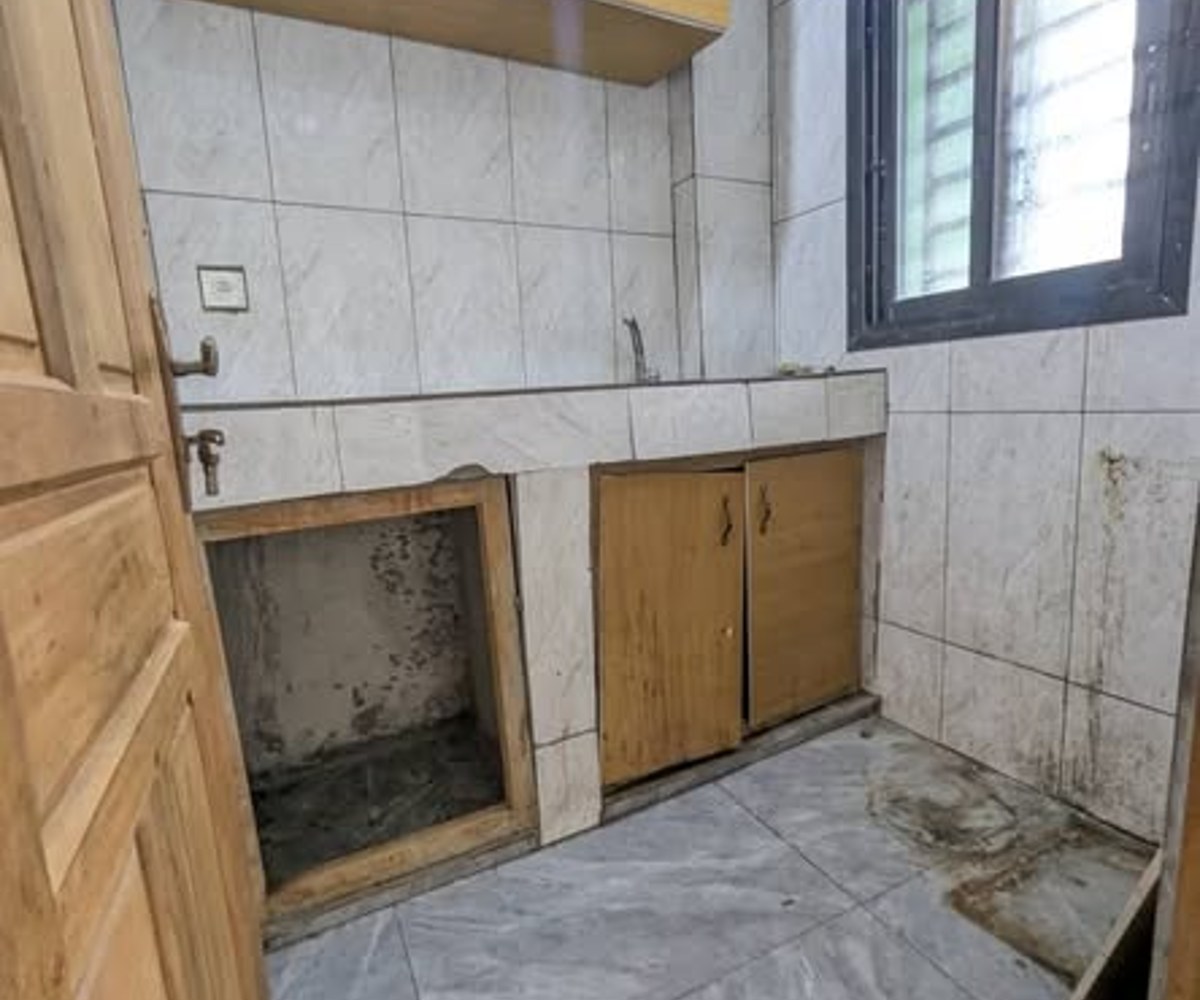 Studio moderne à louer – Village, Douala