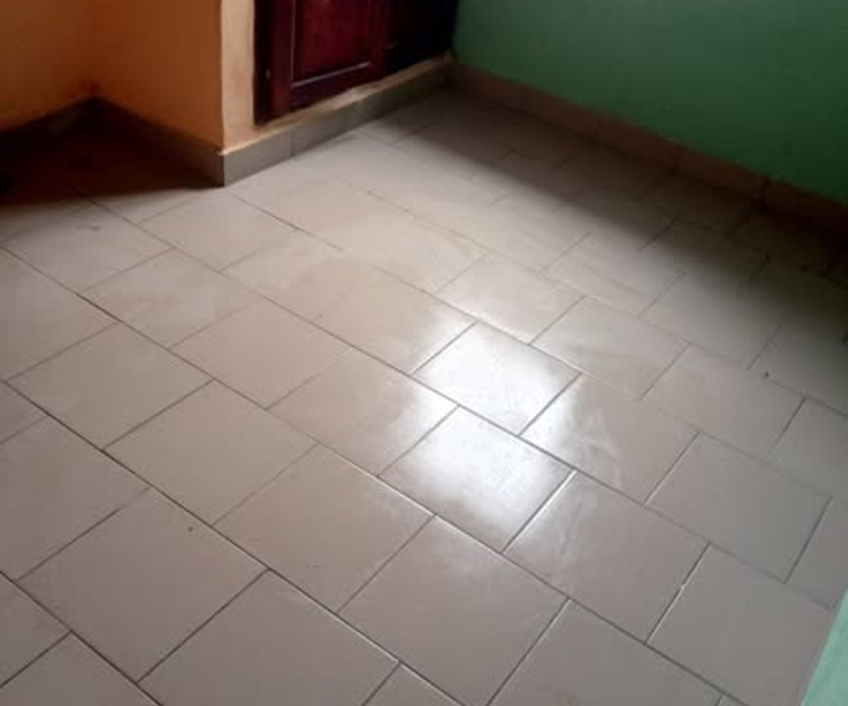Chambre moderne avec placard - Ari Village, Yaoundé