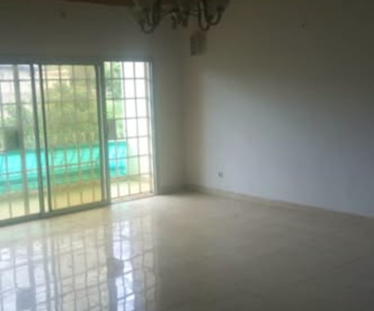 Villa 5 chambres à louer - Awae, Yaoundé