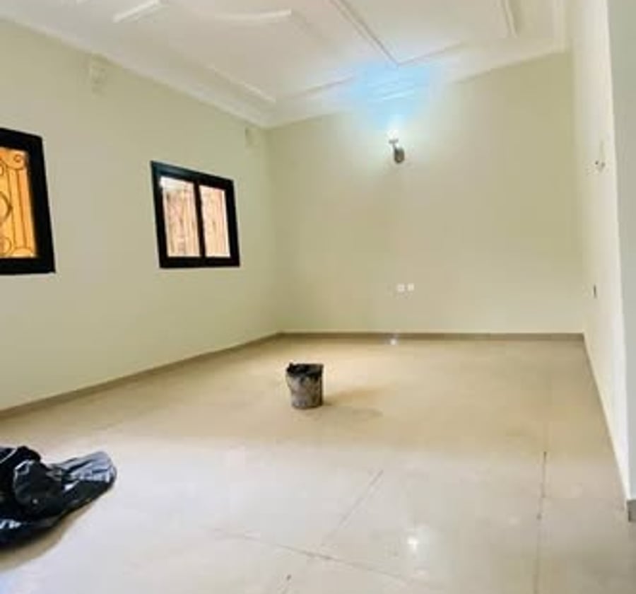 Studio moderne à louer à Biyem-Assi - Yaoundé