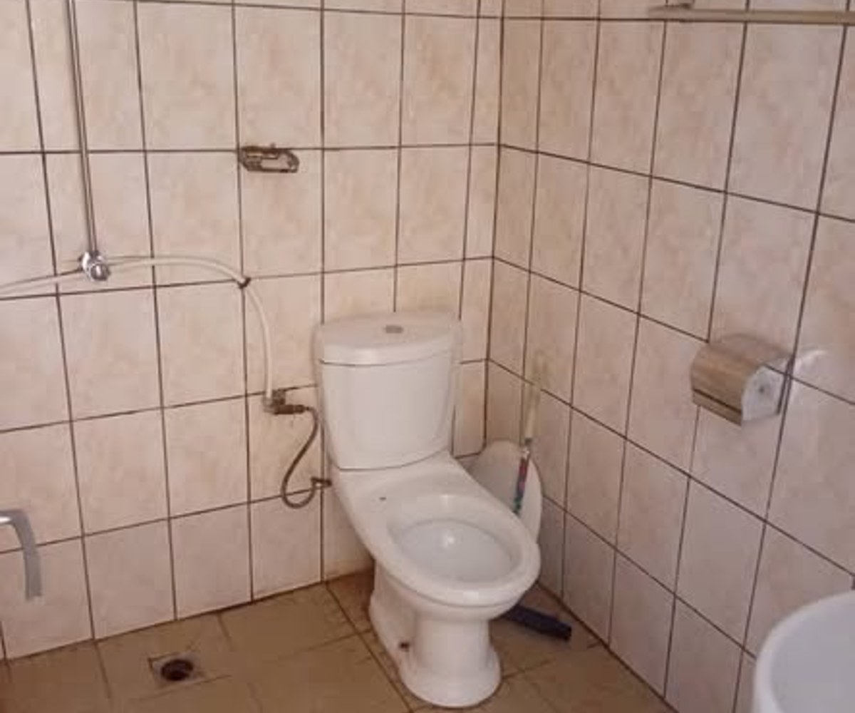 Chambre à louer Mimboman - 30 000 XAF/mois