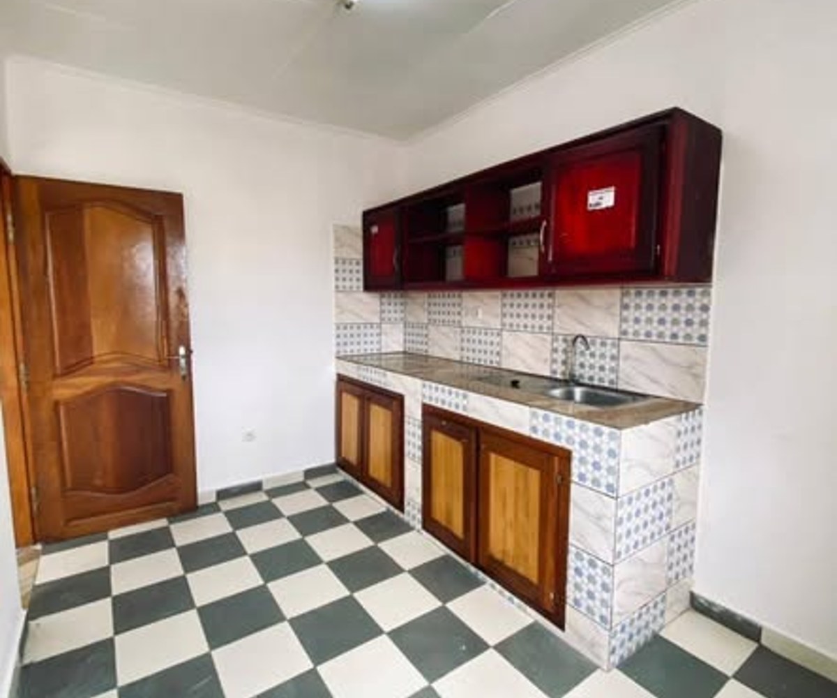 APPARTEMENT KOTTO 150MIL 2CHS 2DCHS NOUVELLEMENT CONSTRUIT