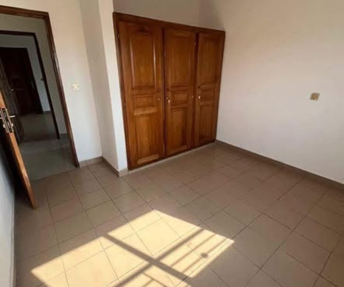 Appartement 2 chambres à louer - Fougerolle, Yaoundé