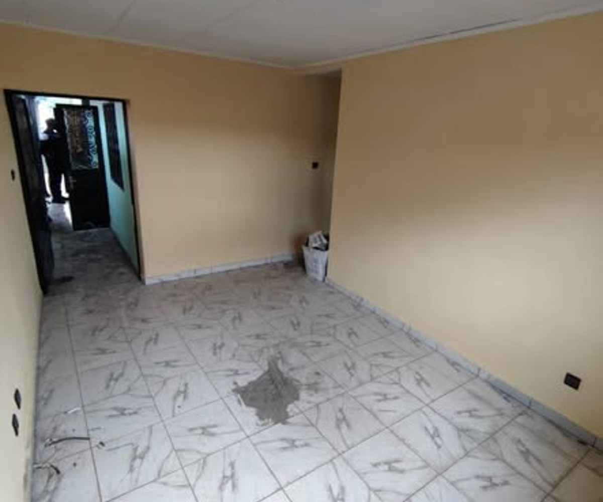 Studio neuf à Fourgerol, Yaoundé