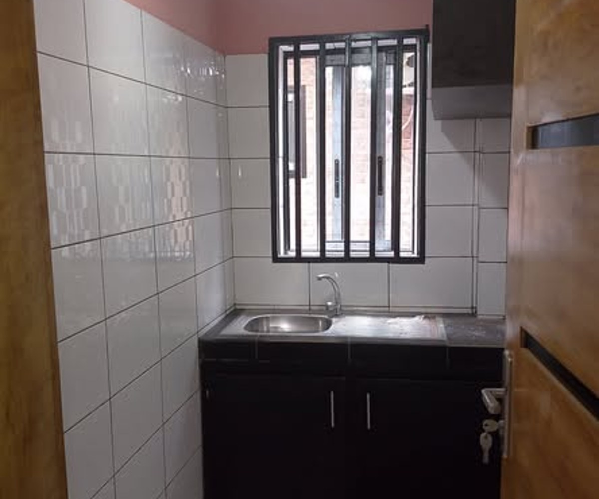 Studio moderne à louer - Village, Douala