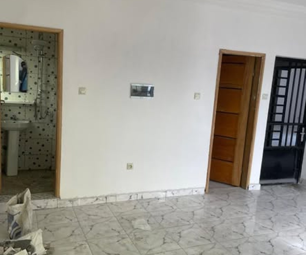 Vaste chambre haut standing à Dakar